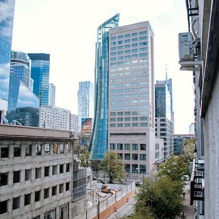 Przytulne Mieszkanie W Centrum Varsóvia Exterior foto
